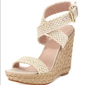 EUC Stuart Weitzman Alex Crochet Wedges sz 10